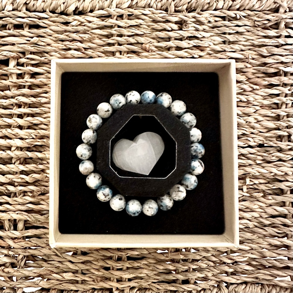 Zenergy Gems Bracelet CHARGED Himalayan K2
Crystal Bracelet set. New Wit…